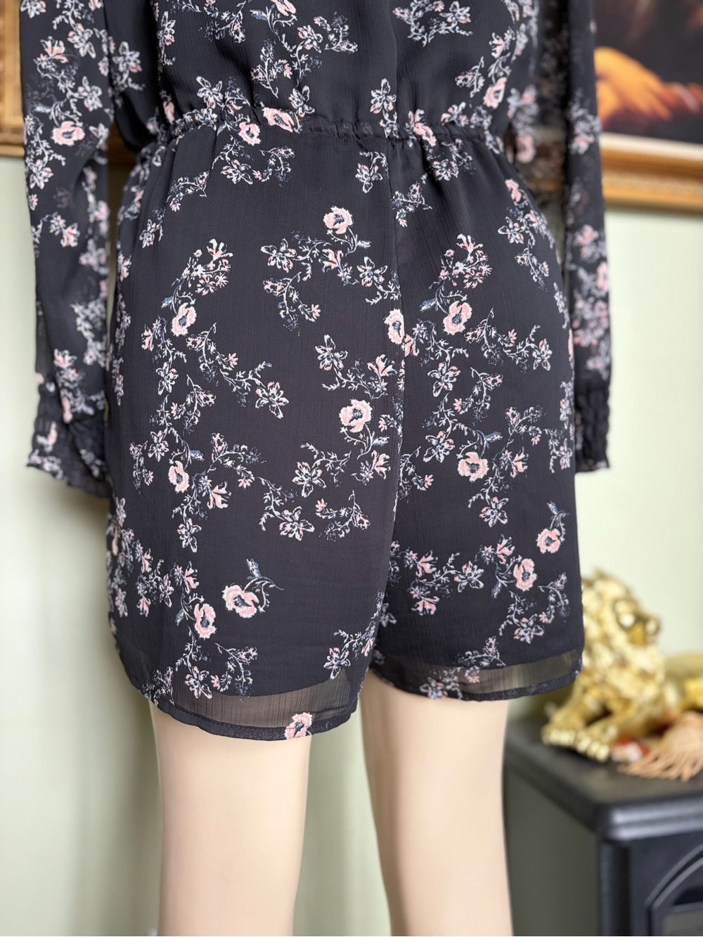 Mossimo Supply Co. Black Floral Long-Sleeve Shorts Romper Size L Cottagecore - Picture 9 of 16